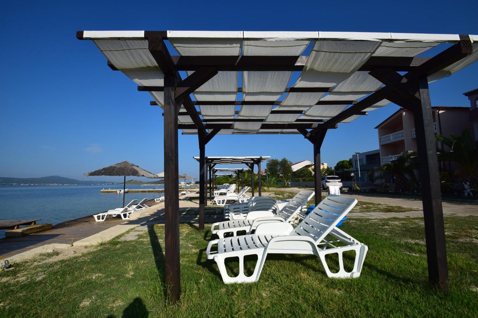 טוראני Euroholiday Apartments מראה חיצוני תמונה